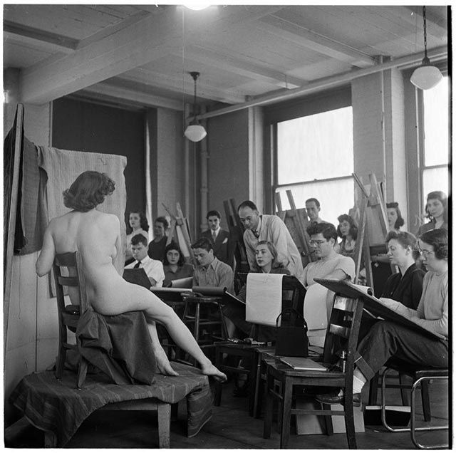 A drawing class in 1948